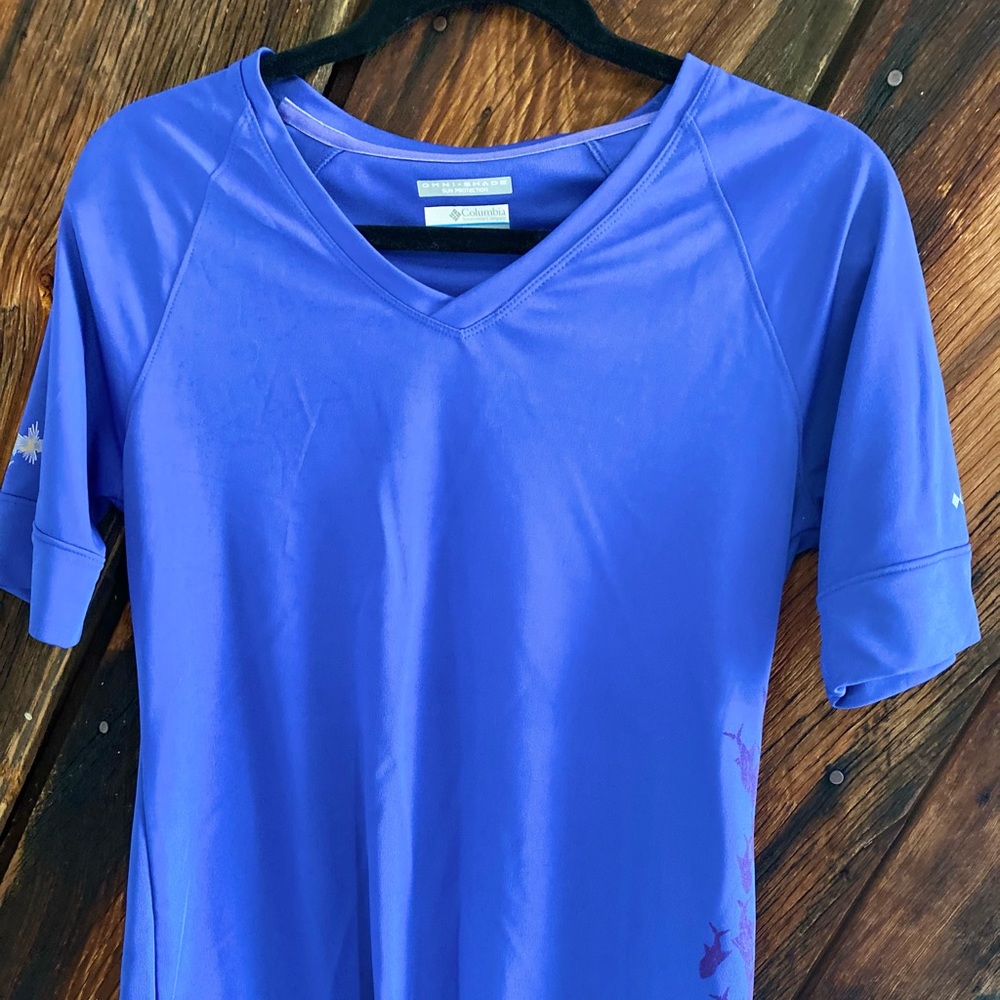 Columbia PFG women’s small shirt